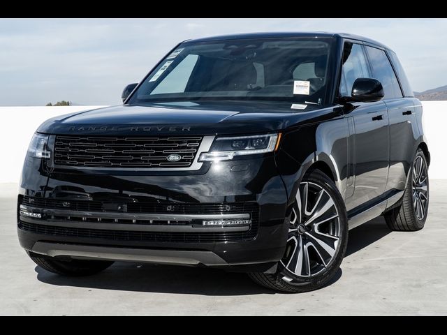 2025 Land Rover Range Rover SE