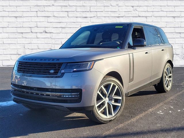 2025 Land Rover Range Rover SE