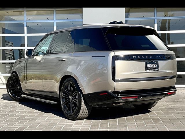 2025 Land Rover Range Rover SE