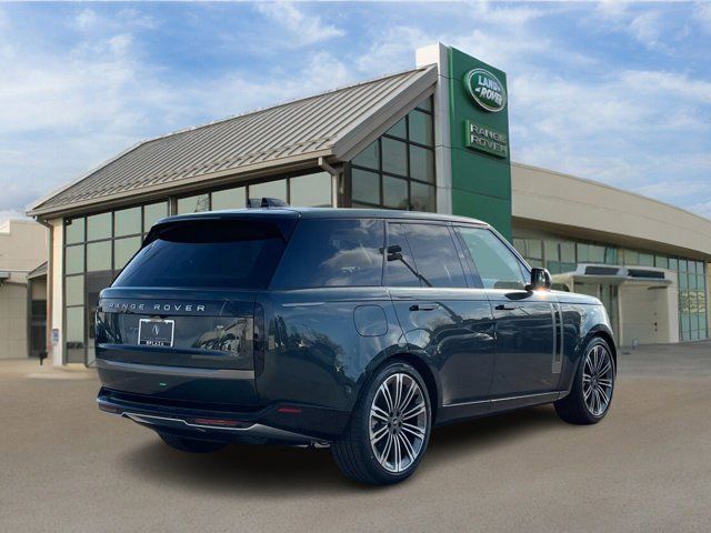 2025 Land Rover Range Rover SE