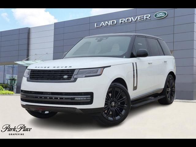 2025 Land Rover Range Rover SE