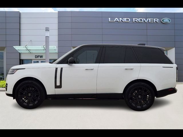 2025 Land Rover Range Rover SE