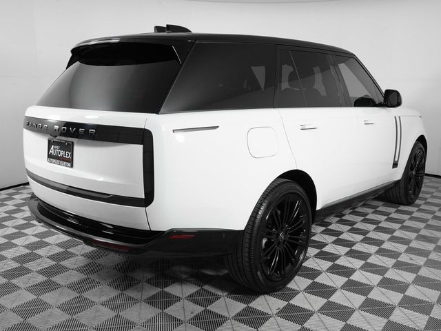 2025 Land Rover Range Rover SE