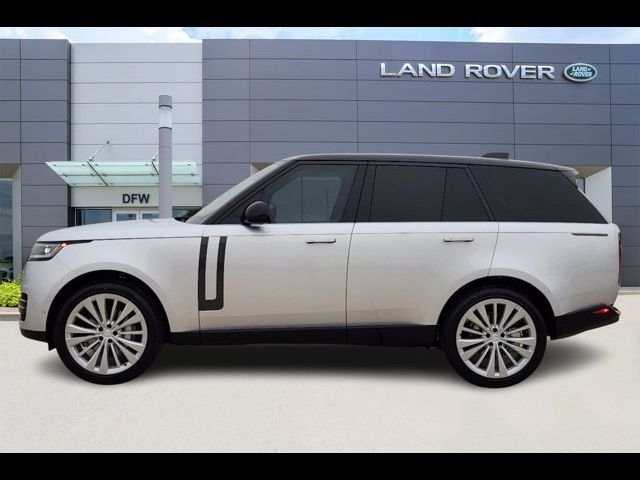 2025 Land Rover Range Rover SE