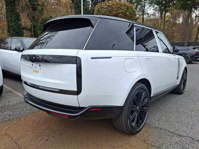 2025 Land Rover Range Rover SE