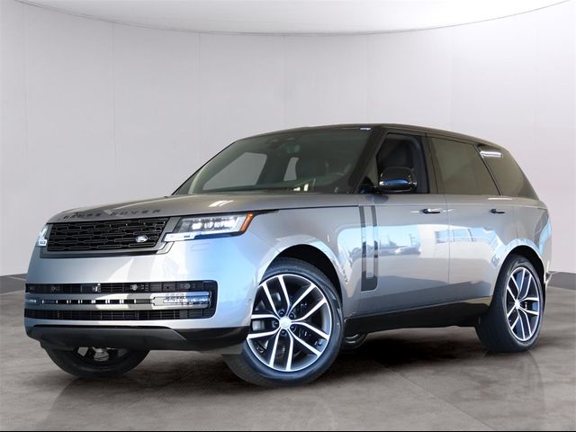 2025 Land Rover Range Rover SE