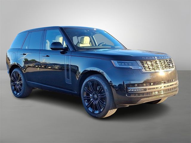 2025 Land Rover Range Rover SE