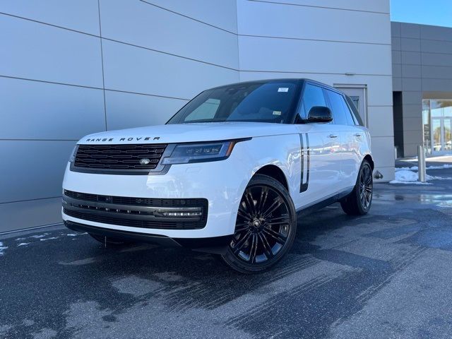 2025 Land Rover Range Rover SE