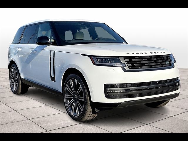 2025 Land Rover Range Rover SE