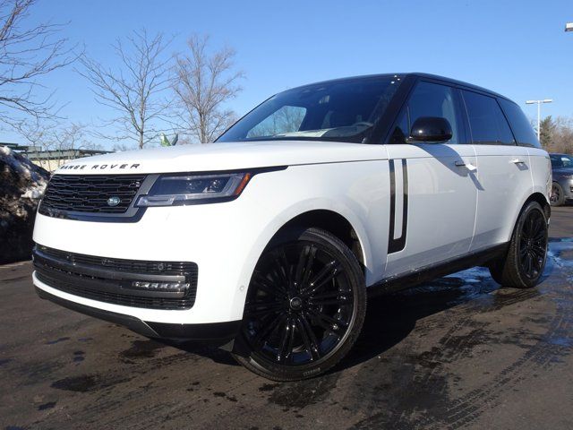 2025 Land Rover Range Rover SE