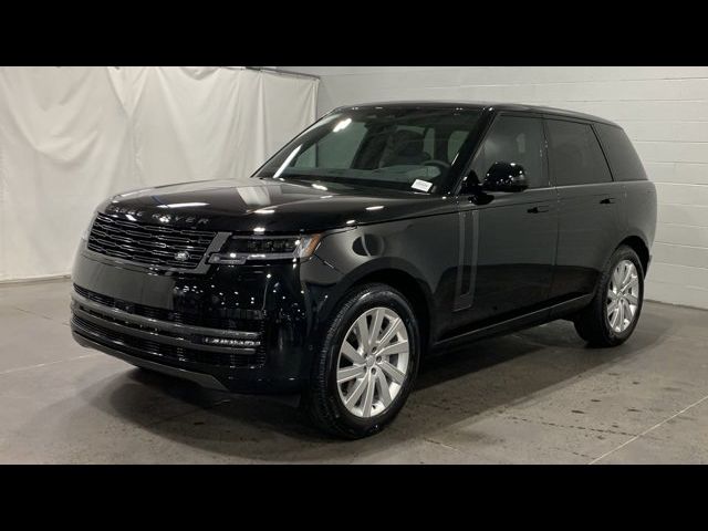 2025 Land Rover Range Rover SE