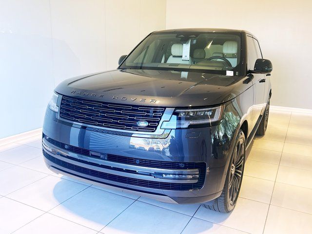 2025 Land Rover Range Rover SE