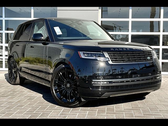 2025 Land Rover Range Rover SE