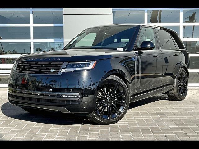 2025 Land Rover Range Rover SE