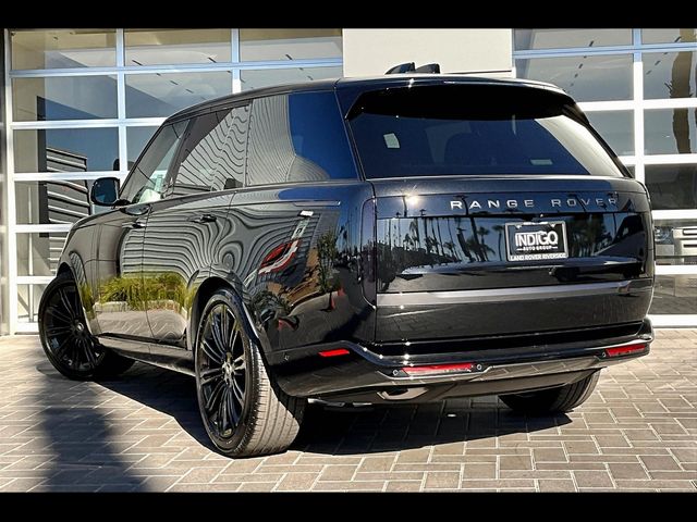 2025 Land Rover Range Rover SE