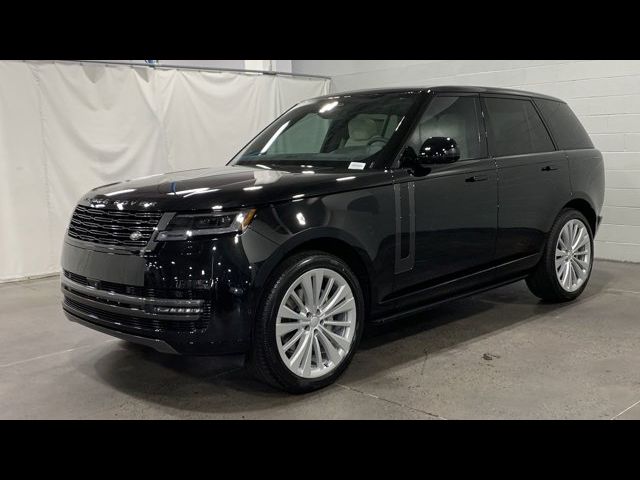 2025 Land Rover Range Rover SE