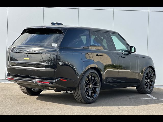 2025 Land Rover Range Rover SE