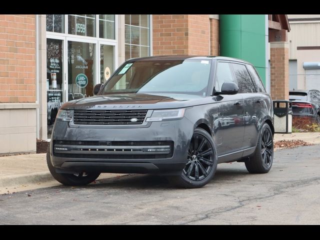 2025 Land Rover Range Rover SE