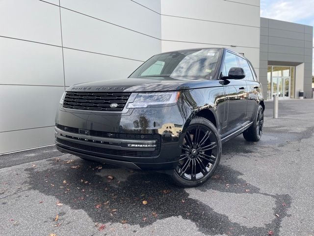 2025 Land Rover Range Rover SE