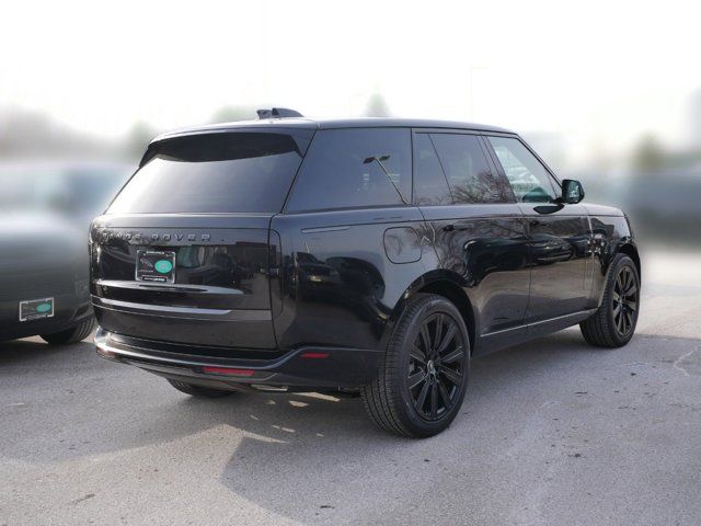 2025 Land Rover Range Rover SE