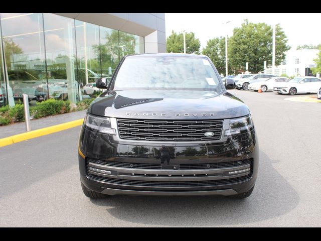 2025 Land Rover Range Rover SE