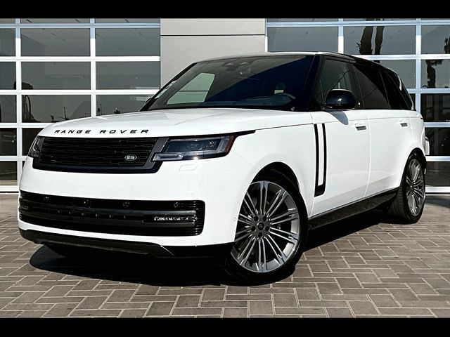 2025 Land Rover Range Rover SE