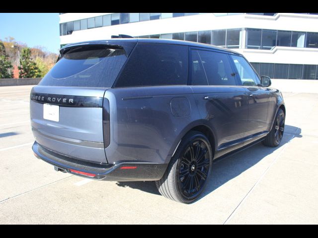 2025 Land Rover Range Rover SE