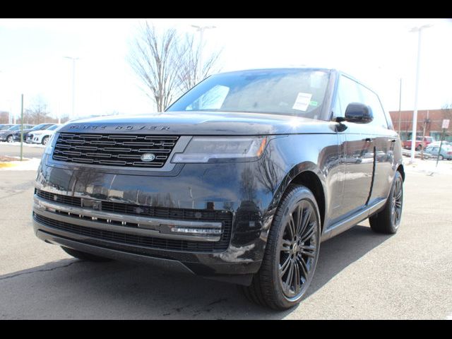 2025 Land Rover Range Rover SE