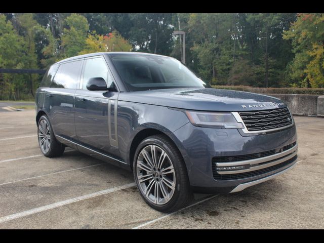 2025 Land Rover Range Rover SE