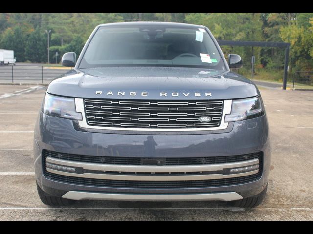 2025 Land Rover Range Rover SE