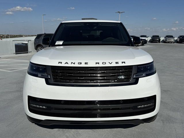 2025 Land Rover Range Rover SE