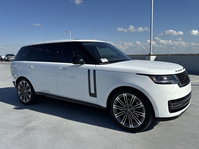 2025 Land Rover Range Rover SE