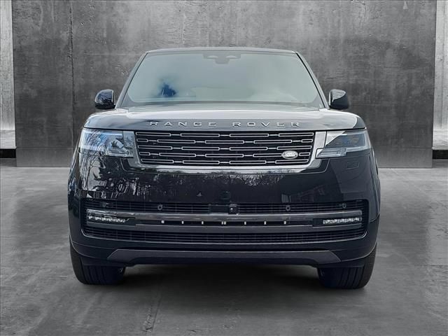 2025 Land Rover Range Rover SE