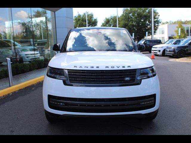 2025 Land Rover Range Rover SE