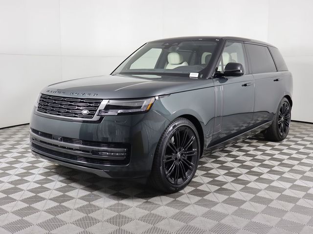 2025 Land Rover Range Rover SE