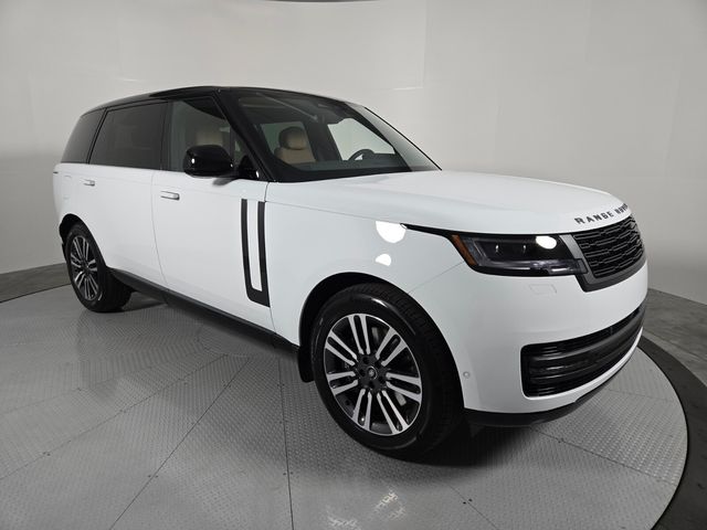 2025 Land Rover Range Rover SE