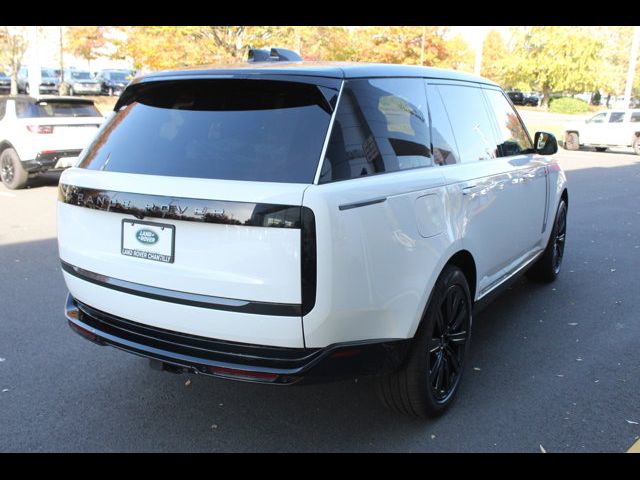 2025 Land Rover Range Rover SE