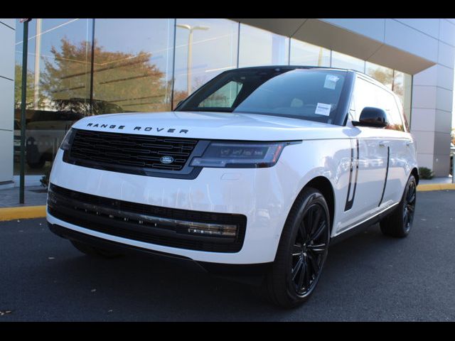 2025 Land Rover Range Rover SE