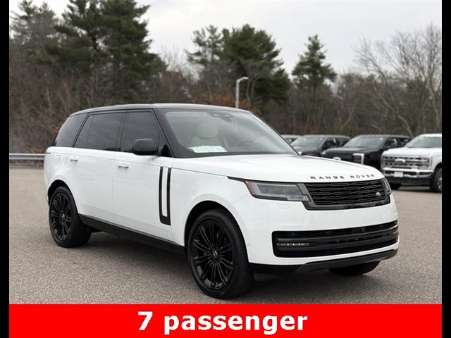 2025 Land Rover Range Rover SE