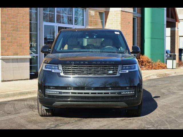 2025 Land Rover Range Rover SE