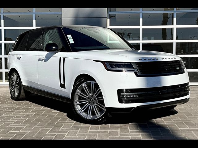 2025 Land Rover Range Rover SE