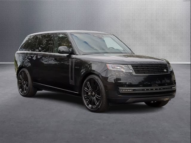 2025 Land Rover Range Rover SE