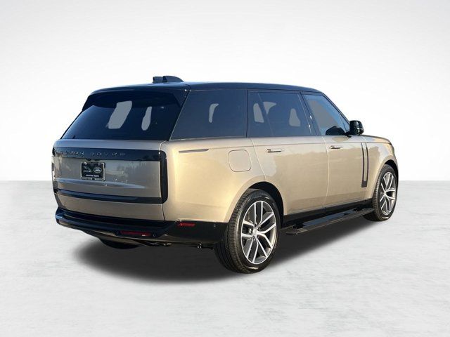 2025 Land Rover Range Rover SE