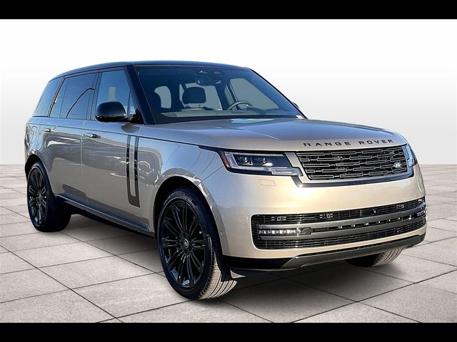 2025 Land Rover Range Rover SE