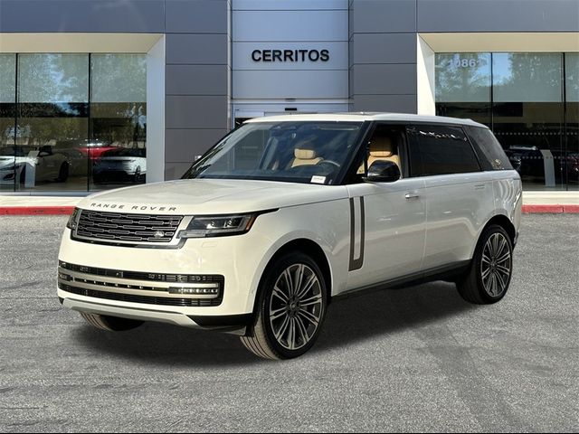 2025 Land Rover Range Rover SE