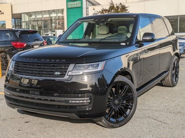 2025 Land Rover Range Rover SE