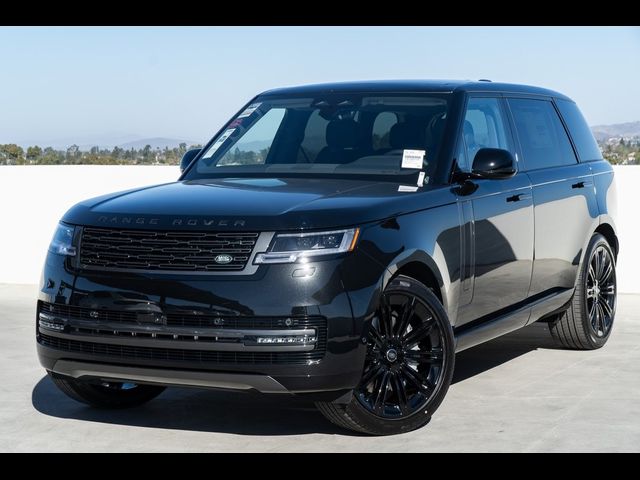 2025 Land Rover Range Rover SE