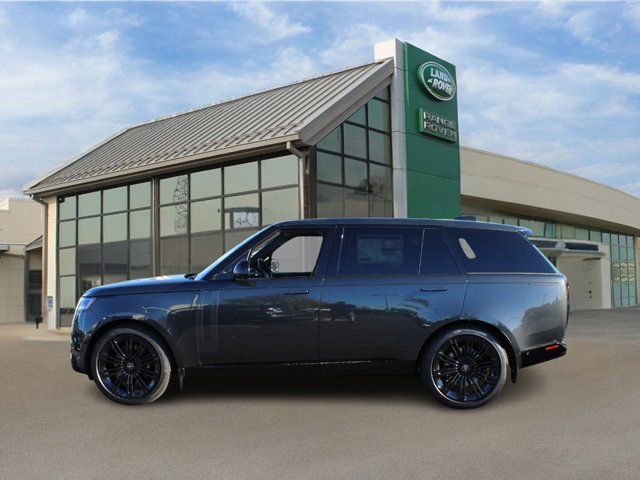 2025 Land Rover Range Rover SE