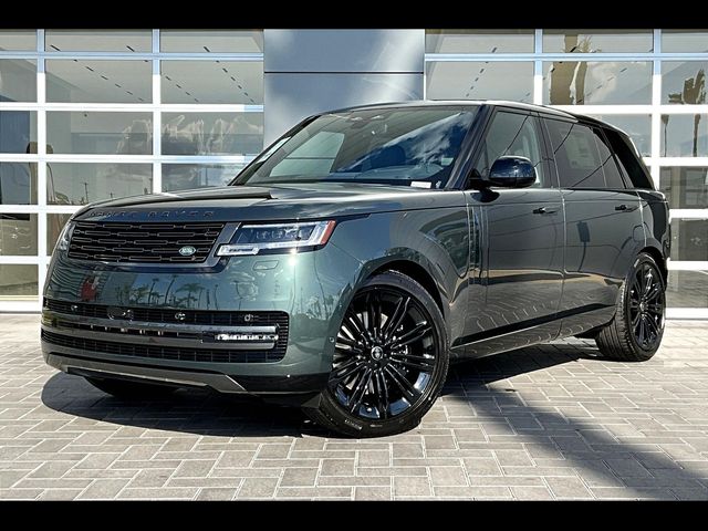 2025 Land Rover Range Rover SE