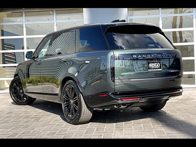 2025 Land Rover Range Rover SE